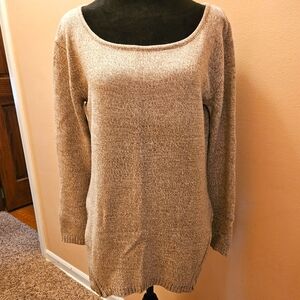 Beige Scoopneck Sweater w/Zipper Accents